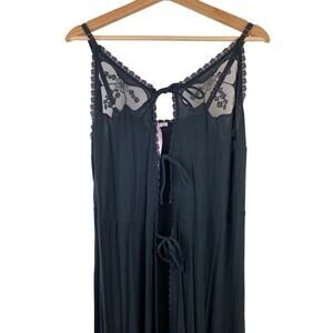 Savage X Rihanna Women's 1X A Peek Behind The Lace Maxi Chemise Nightgown